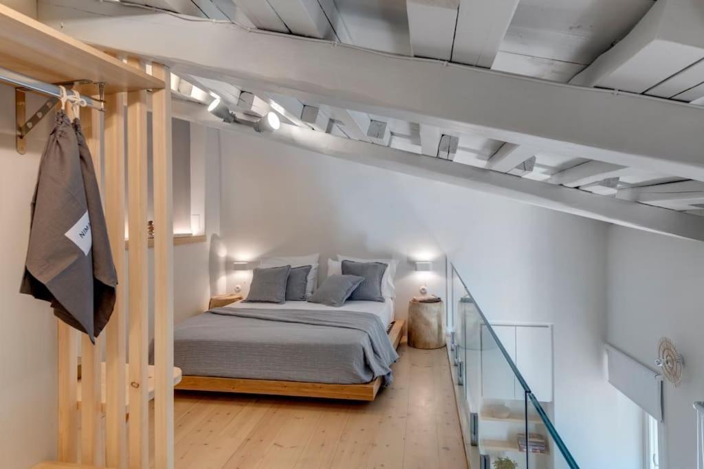 Апартаменти Nomade Vibrant Living Loft Ермуполіс Екстер'єр фото